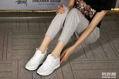 LV時尚潮流新款運動鞋 四季休閑新風尚，廠家批發(fā)首選地